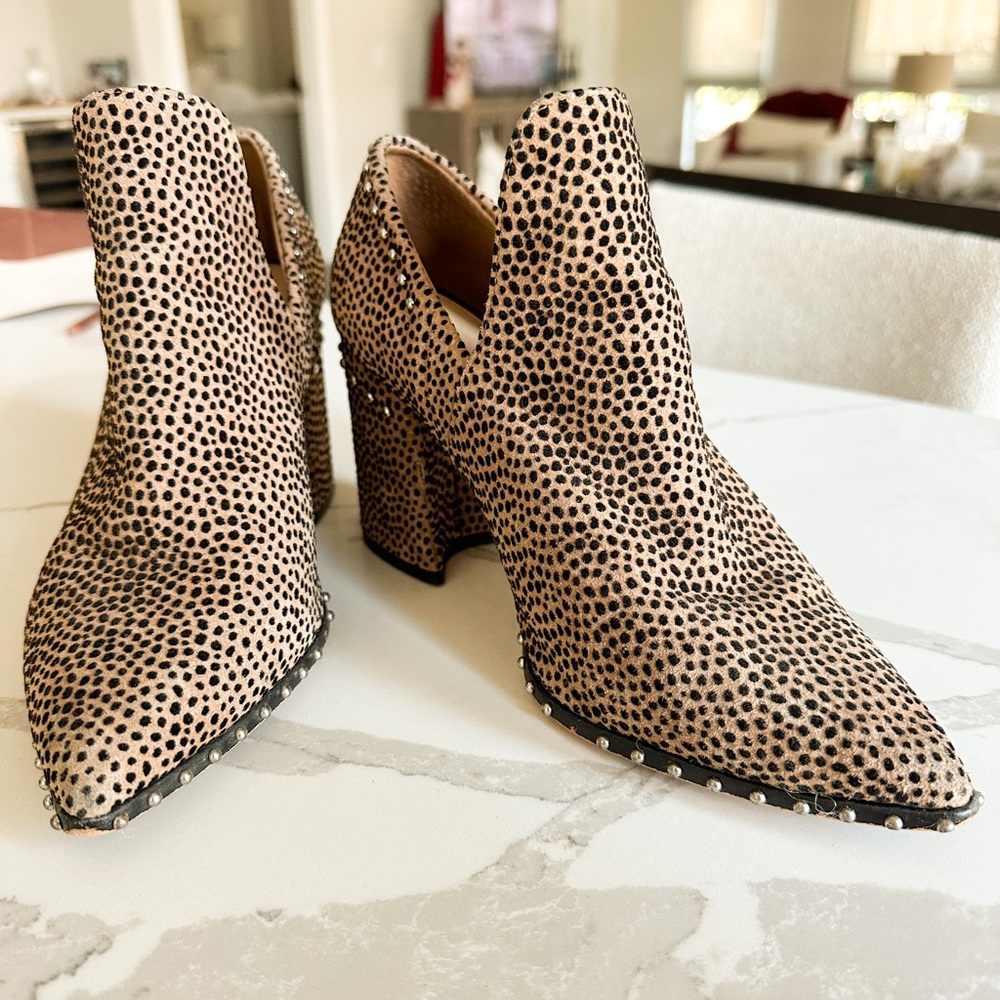 Gianni Bini Booties- Cheetah, Studded, Leopard